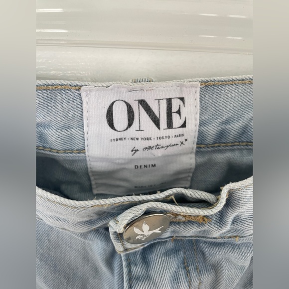 Light Wash One by One Teaspoon Awesome Baggies Jeans - Picture 3 of 12